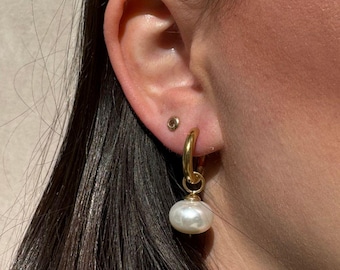 Pendientes bohemios de perlas, delicados pendientes dorados, pendientes colgantes de perlas, pendientes de oro llamativos para mujer
