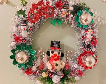 Christmas Wreath - Snowman - Vintage Ornaments