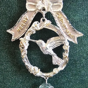 hummingbird and wreath silver pewter Christmas ornament
