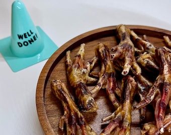 Dehydrated Chicken Feet, healthy dog treats. No added preservatives. Freshly homemade, 10 pack