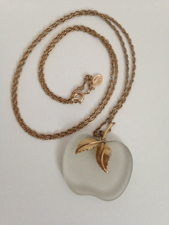 Vintage Avon Frosted Glass Apple Pendant Necklace