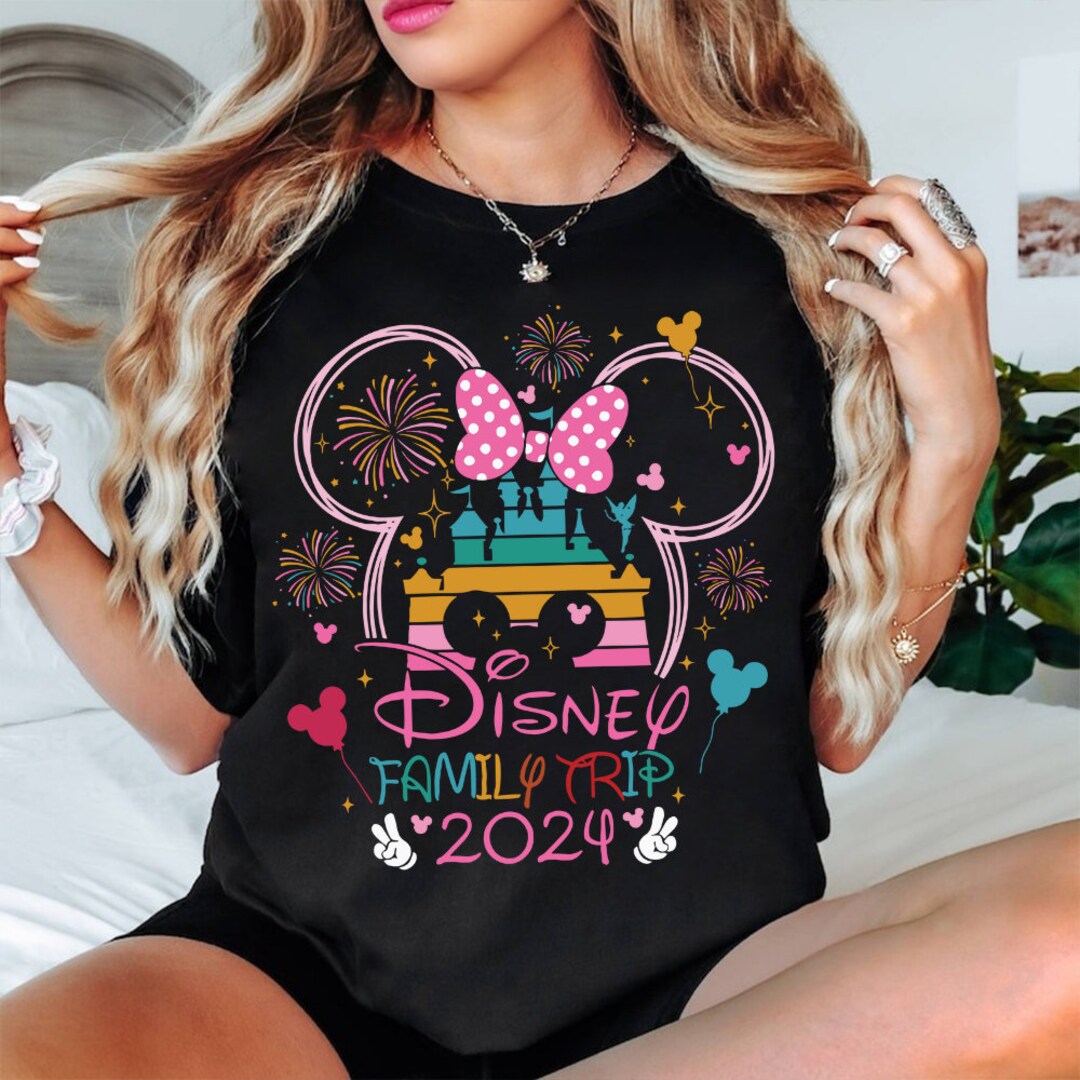 OUMASK Magic Kingdom T-Shirt For Women - Cute Castle Graphic Tee, Family Vacation Trip Top, Soft Cotton Blend