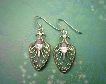 Sweet Vintage Sterling Silver Earrings - Pink Stone