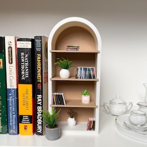 Arched Mini BOOKSHELF BOOKEND | Dual Color | 3D Printed | Book Swag | Library | Bookish Gift | Reading | Book Nook Mini Stand Miniverse Mini