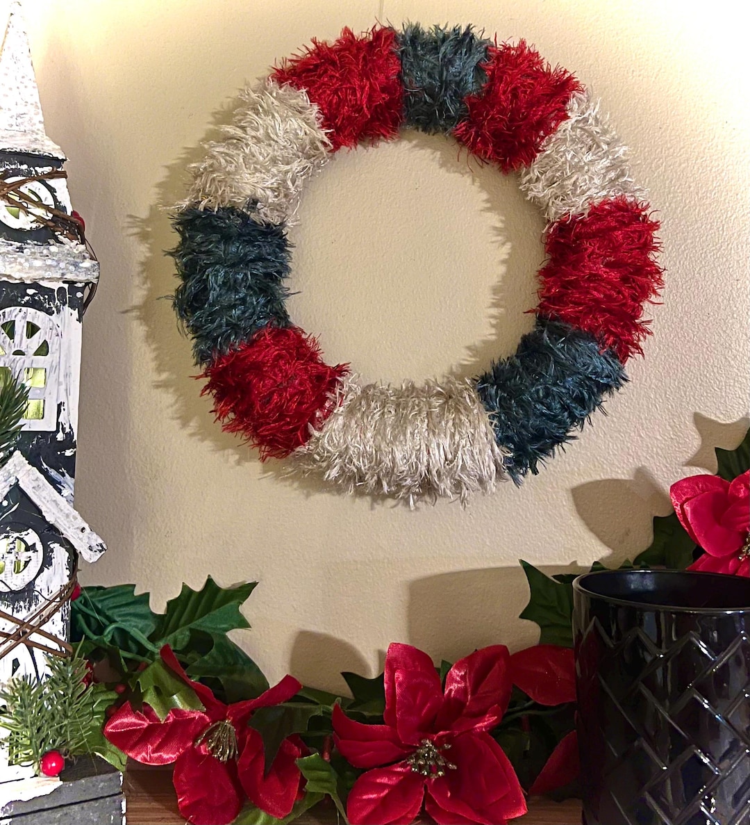 Christmas Color Block Wreath / Yarn / Olive Red Cream - Etsy