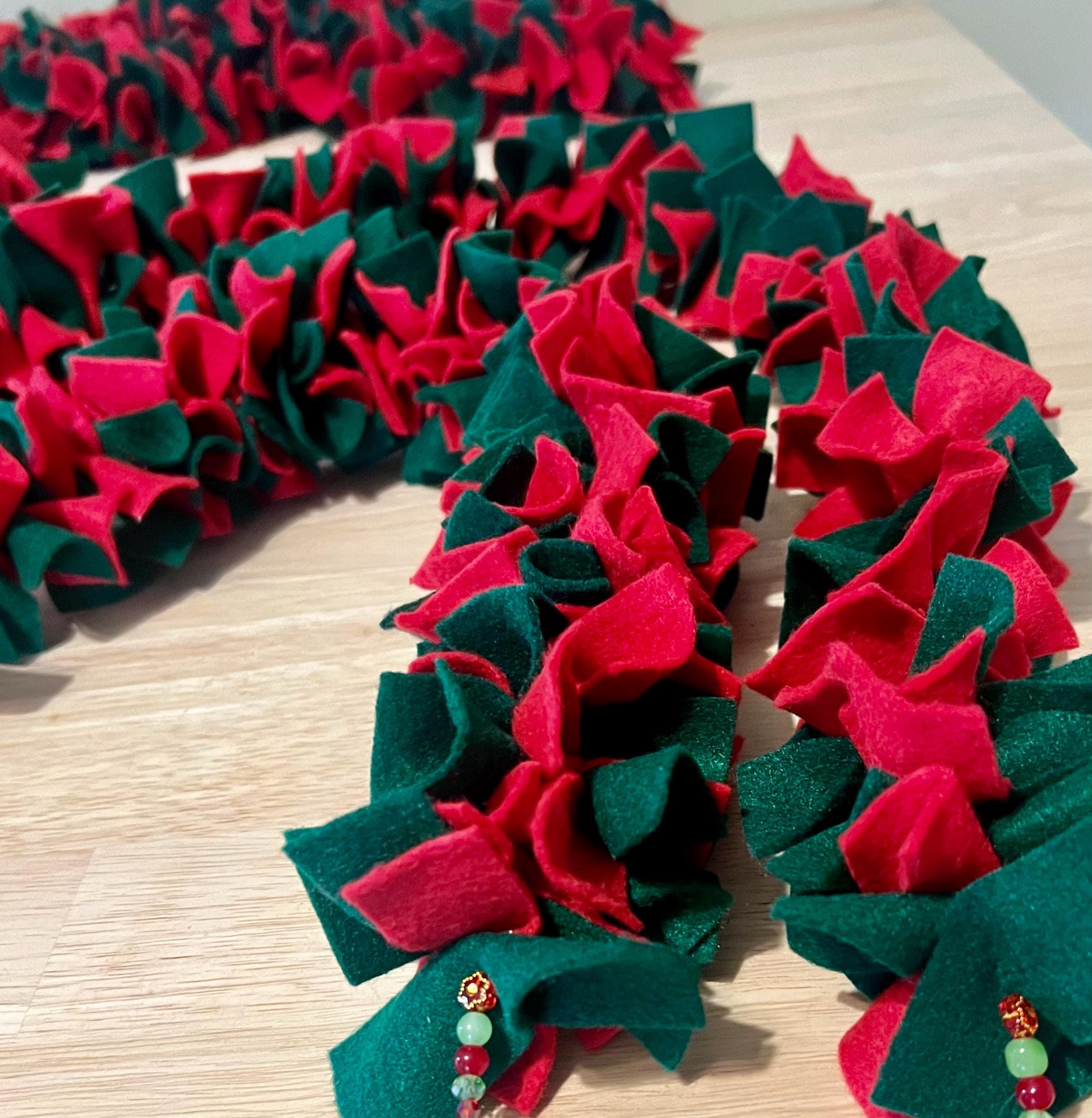 Classic Felt Christmas Garland / Poinsettia / Red Green