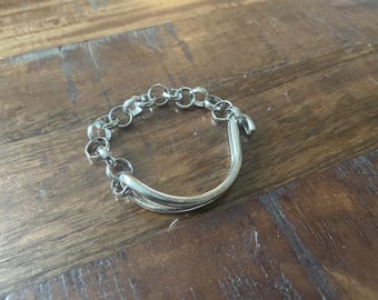 Silver Hook & Chain Bracelet