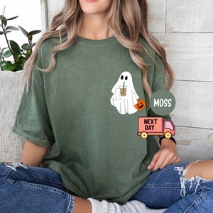 Camiseta Comfort Colors® Fantasma Fofo Café, Camiseta Fantasma Pequeno Café Gelado Fofo, Camiseta Fantasma Boo, Camiseta Fantasma Café, Amantes de Café no Halloween imagem 1