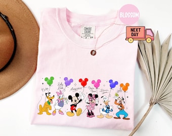 Comfort Colors® retro shirt Mickey and Friends Signatures, Disney ballonshirt, T-shirt Disney Figuren, T-shirt Disney Mouse Head, Mickey & Co