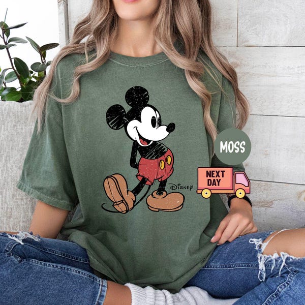 Maglietta Comfort Colors® Disney Classic Mickey Mouse Pose, maglietta di Topolino, maglietta per le vacanze a Disneyland, maglietta Disney Retro, maglietta vintage