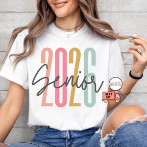 Camiseta Senior 2026 de Comfort Colors®, camiseta retro Senior, camiseta retro Senior 2026, camiseta Senior, camiseta Senior de la generación 2026, regalo de graduación imagen 5