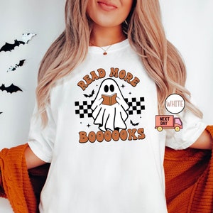 Komfort Farben Halloween Shirt, gruseliges Lehrer Shirt, Retro Lehrer Halloween T-Shirt, Halloween Geschenk, gruseliges Lehrer Shirt