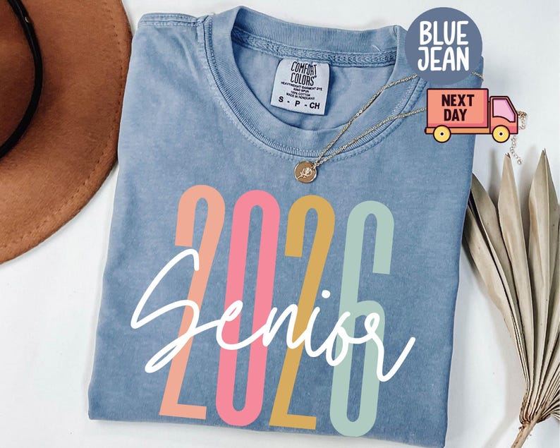 Camiseta Senior 2026 de Comfort Colors®, camiseta retro Senior, camiseta retro Senior 2026, camiseta Senior, camiseta Senior de la generación 2026, regalo de graduación imagen 2
