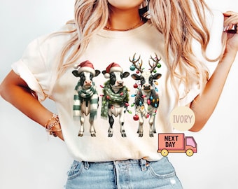 Camiseta navideña de vaca Comfort Colors®, camiseta navideña divertida, regalo para amantes de las vacas, camiseta navideña, camiseta de vaca para mujer, camiseta navideña de cuello redondo