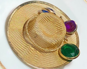 VINTAGE Brooch Summer Mesh Hat with Charms Gift boxed