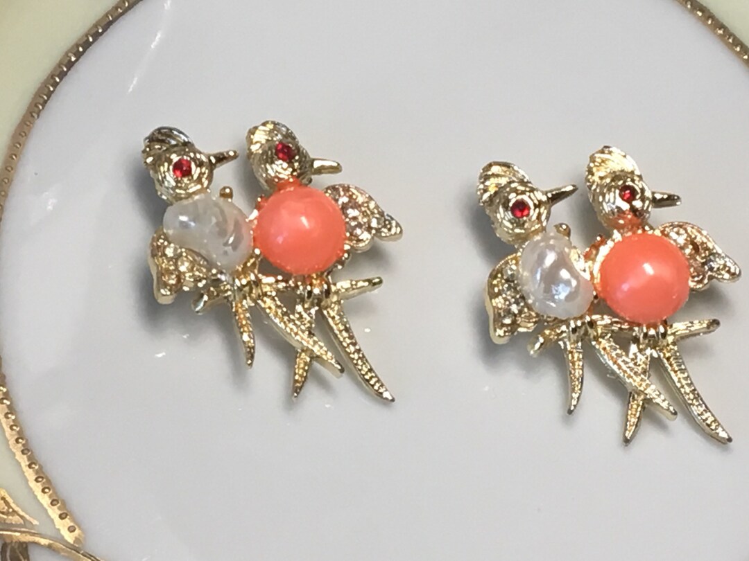 Vintage Brooches Pins 1950s Jelly Belly Love Birds Scatter Gift Boxed