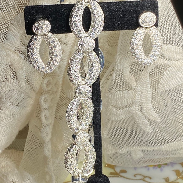 Vintage Rhinestone Bracelet Earrings Set Gift Boxed