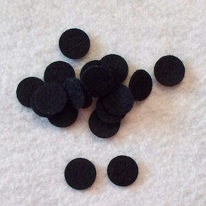 100 pcs .50 inch felt circles spots dots for eyes and more