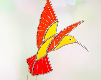 Stained Glass Hummingbird Suncatcher: Home & Garden Decor