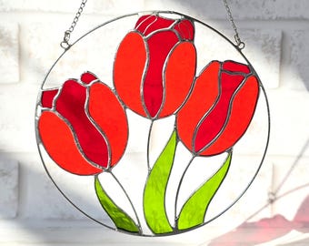 Red Tulip Stained Glass Suncatcher: Circle Window Decor, Gardener Gift