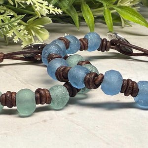 Boho Recycled Java Sea Glass Bracelet: Brown Leather Cord, Silver-Tone Sand dollar Button