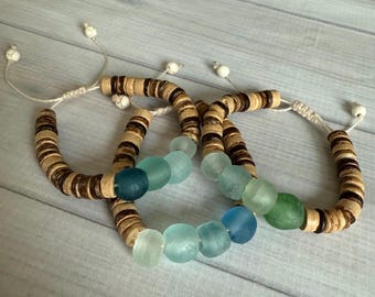 Ombré Recycled Java Sea Glass Bracelet: Adjustable Boho Coconut Shell Macrame, gift for her, beach bracelet,