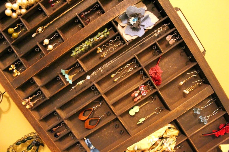 Jewelry Hanger Display image 4