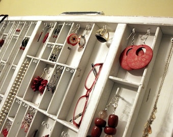 White Jewelry Storage Hanging Rack