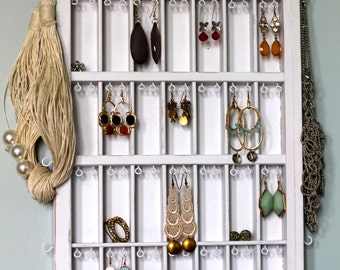 Jewelry Display White Distressed