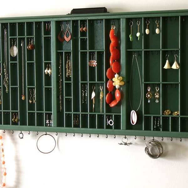 Moss Green Jewelry Display in Variety Style