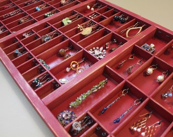 Jewelry organizer Display Red