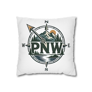 Poszewka na poduszkę Pacific Northwest Wild Co Green Logo Spun Polyester Square Pillowcase