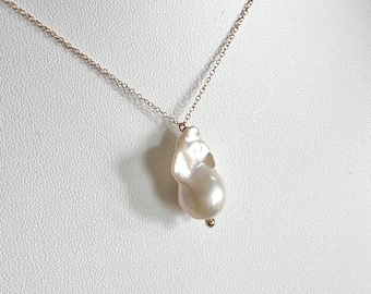 Baroque Pearl - Pearl Necklace - Gold Necklace - Classic Pear Necklace