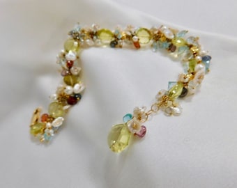 Lemon Quartz - Sapphire - Pearl - Apatite cluster bracelet.