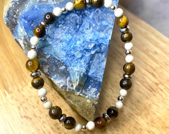 Tiger’s Eye and Howlite Beaded Bracelet