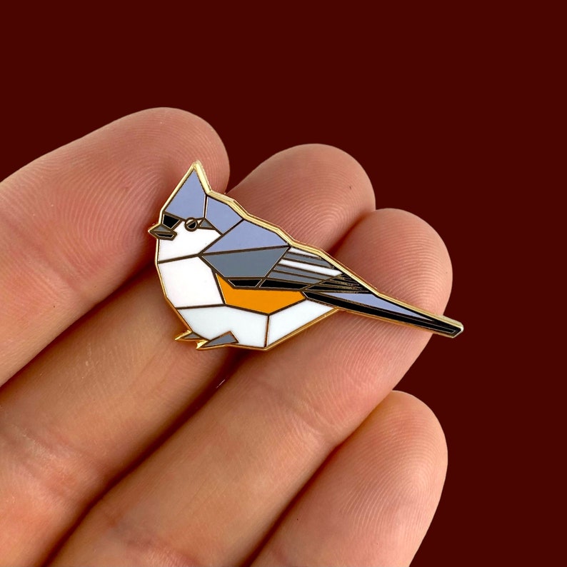 Getufte Mees Emaille Pin, Vogel Emaille Pin, Origami Sieraden, Mees pin, Vogelliefhebber, Vogel Cadeau, Vogelpinnen, Vogelkijker, Vogels kijken afbeelding 2