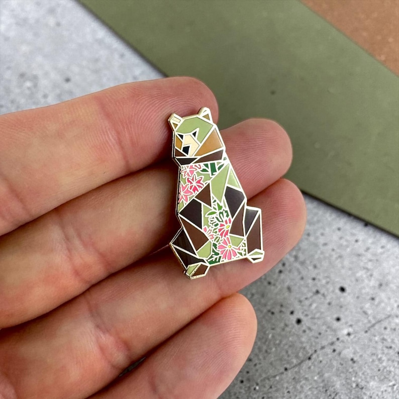 Origami Brown Bear Enamel Pin: Bear Lover Gift image 9