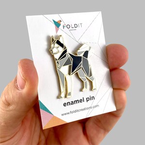 Emaille pin Siberische husky - husky minnaar cadeau, husky vader cadeau, hondenras pin, schattige husky pin badge, hondenliefhebber cadeau afbeelding 9