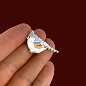 Getufte Mees Emaille Pin, Vogel Emaille Pin, Origami Sieraden, Mees pin, Vogelliefhebber, Vogel Cadeau, Vogelpinnen, Vogelkijker, Vogels kijken afbeelding 3