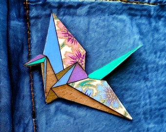 Colorful Origami Paper Crane Brooch,Lasercut Wood Brooch,Japanese Paper Brooch,Origami Jewellery,Paper Anniversary Gift,Paper Crane Gifts