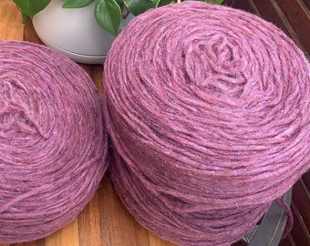 Unspun Yarn Plates - Purple Pencil Roving Wool for Knitting