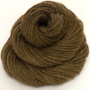 Finnish Hand-Spun Yarn (Natural Brown) 50g 50m Chunky Hand Spun Wool 16ply Rare Breed