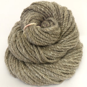 Shetland Hand-Spun Yarn (Natural Grey)/Silk (70/30) 50g 50m Chunky Wool Homespun Hand Spun 16ply