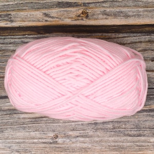 Velvet Yarn (Dyed Baby Pink) 50g 90m Aran 10ply Acrylic Soft Wool Knitting Crochet Weaving