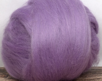 Corriedale Top (Dyed Lavender) 100g  Wool Roving Spinning Fibre Felting Purple