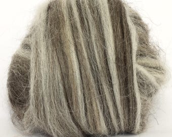 Hilo islandés (mezcla natural) 100 g. Fibra de lana para hilar y fieltrar con aguja.