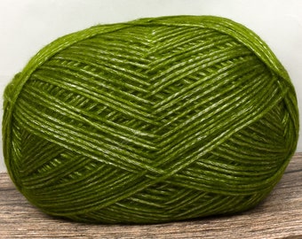 Whisper Yarn (Dyed Grass) 8 ply DK 100g 300m Acrylic Polyester Soft Australia 3.5 oz 330 yards Knitting Crochet Craft Shiny Green