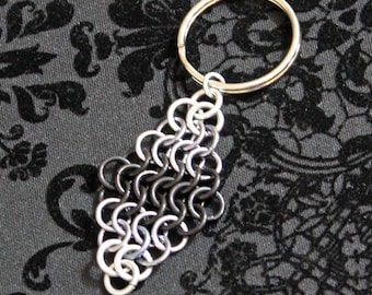 Grayscale Chainmaille Keychain