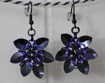 Scalemail Flower Earrings in Purple