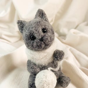 Needle felted cat, soft sculpture grey kitty, fluffy handmade animal, eco friendly kitten toy, stuffed cat miniature